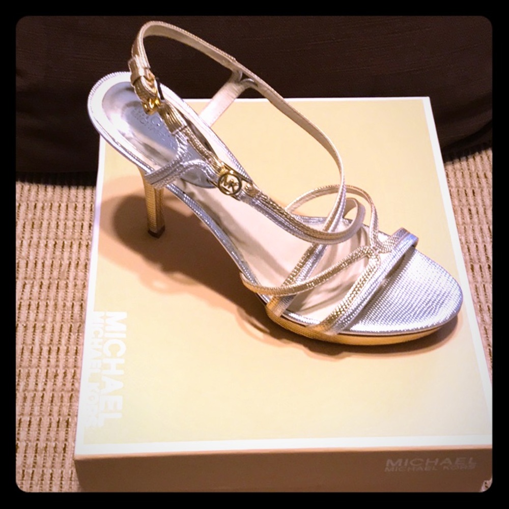 Micheal Kors Heel